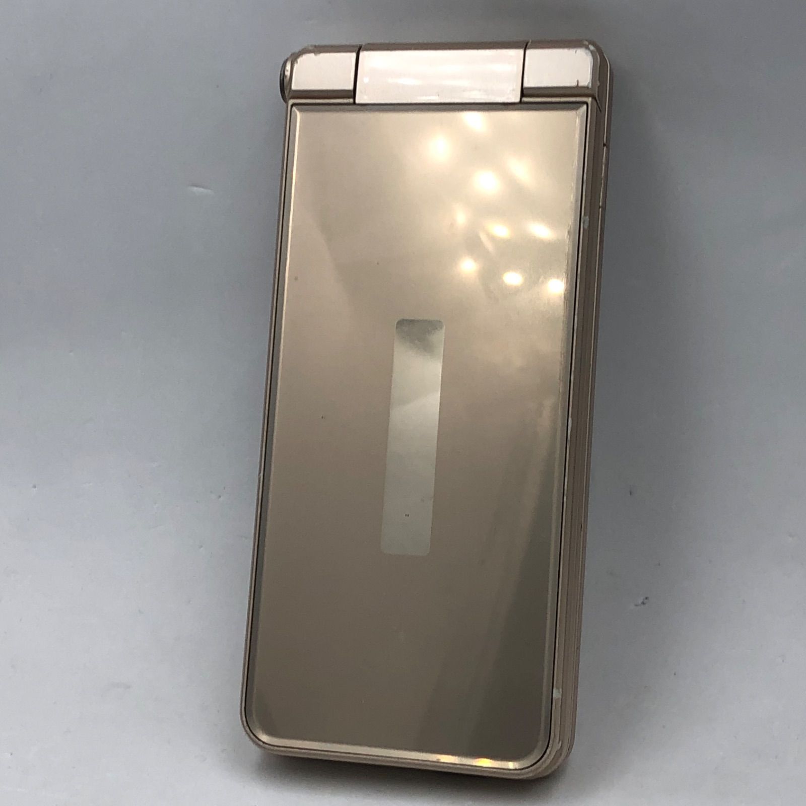 [中古] 携帯電話 AQUOS ケータイ SH-01J ガラホ docomo 利用判定〇 SIMロック解除済 SIMフリー