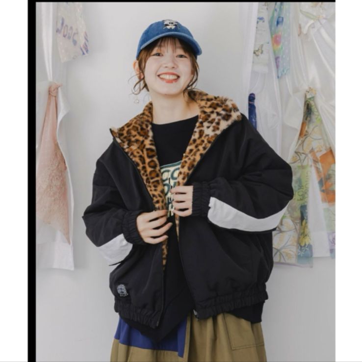 Noel・ハニカム照明/黒基調・2層式ディスプレーBOX・ネオジオラマ Noel・ハニカム照明/黒基調・2層式ディスプレーBOX・ネオジオラマ Noel