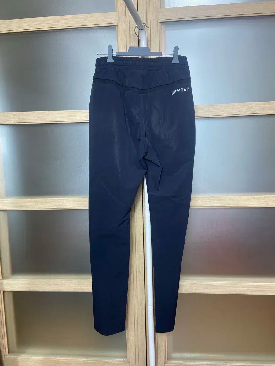 SPYDER(スパイダー) 黒 分厚い トレーニングジョガー （ ウエスト: 28 ）