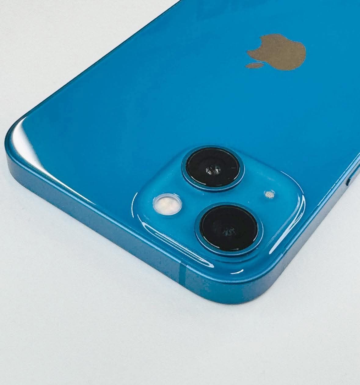iPhone 13 128GB SIMフリーバッテリー100% - メルカリ