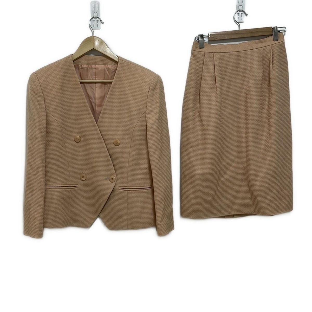 Burberry s バーバリーズ スカートスーツ レディース - ピンクベージュ 肩パッド