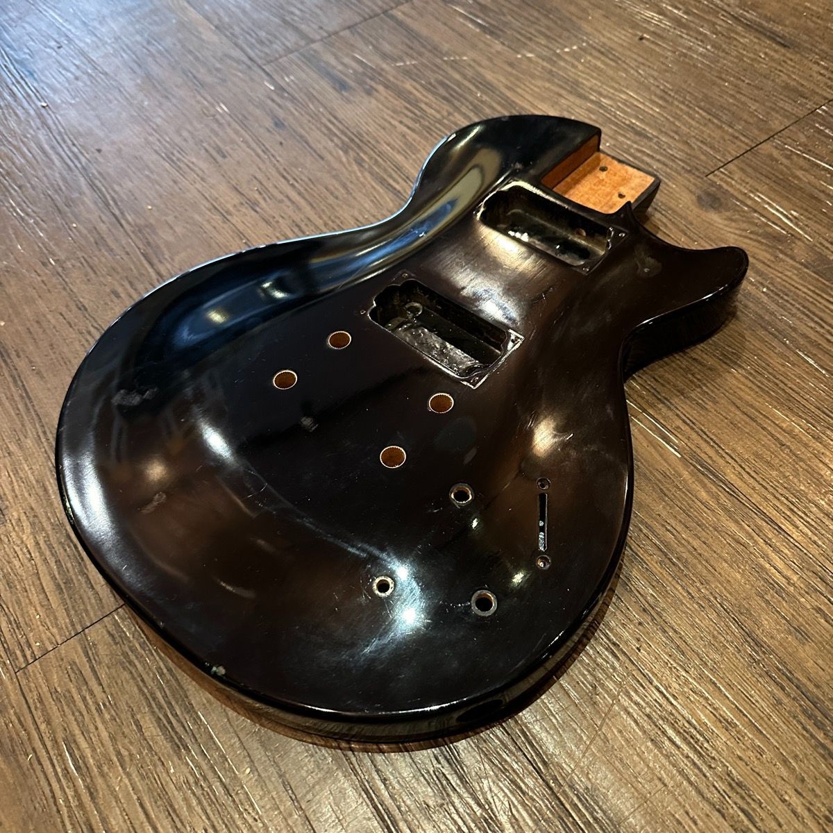 GrassRoots Les Paul Guitar Body レスポール エレキギター グラスルーツ ボディ