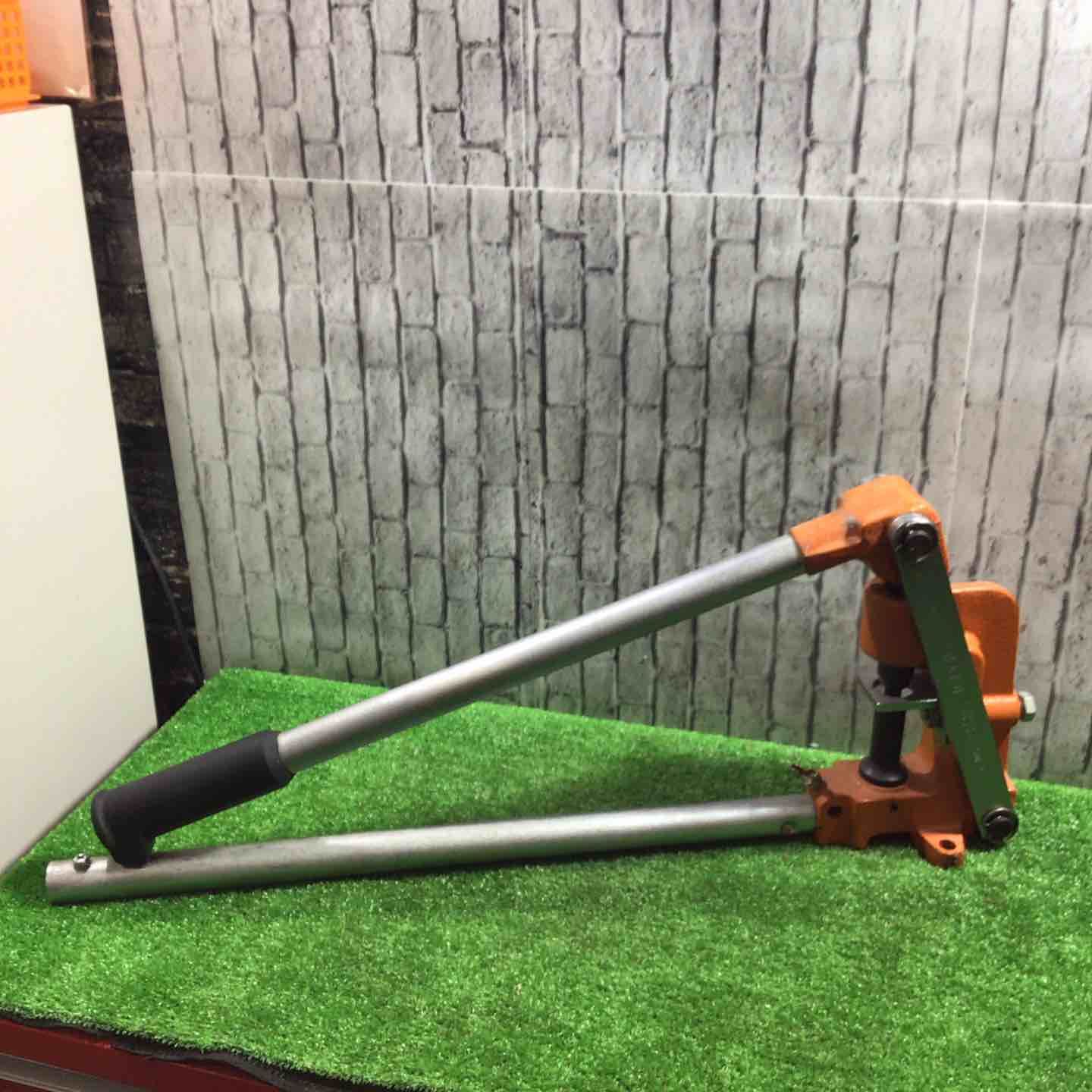ネグロス電工 パンチャ MAK-D チャンネル穴あけ工具 MAKD 川口店