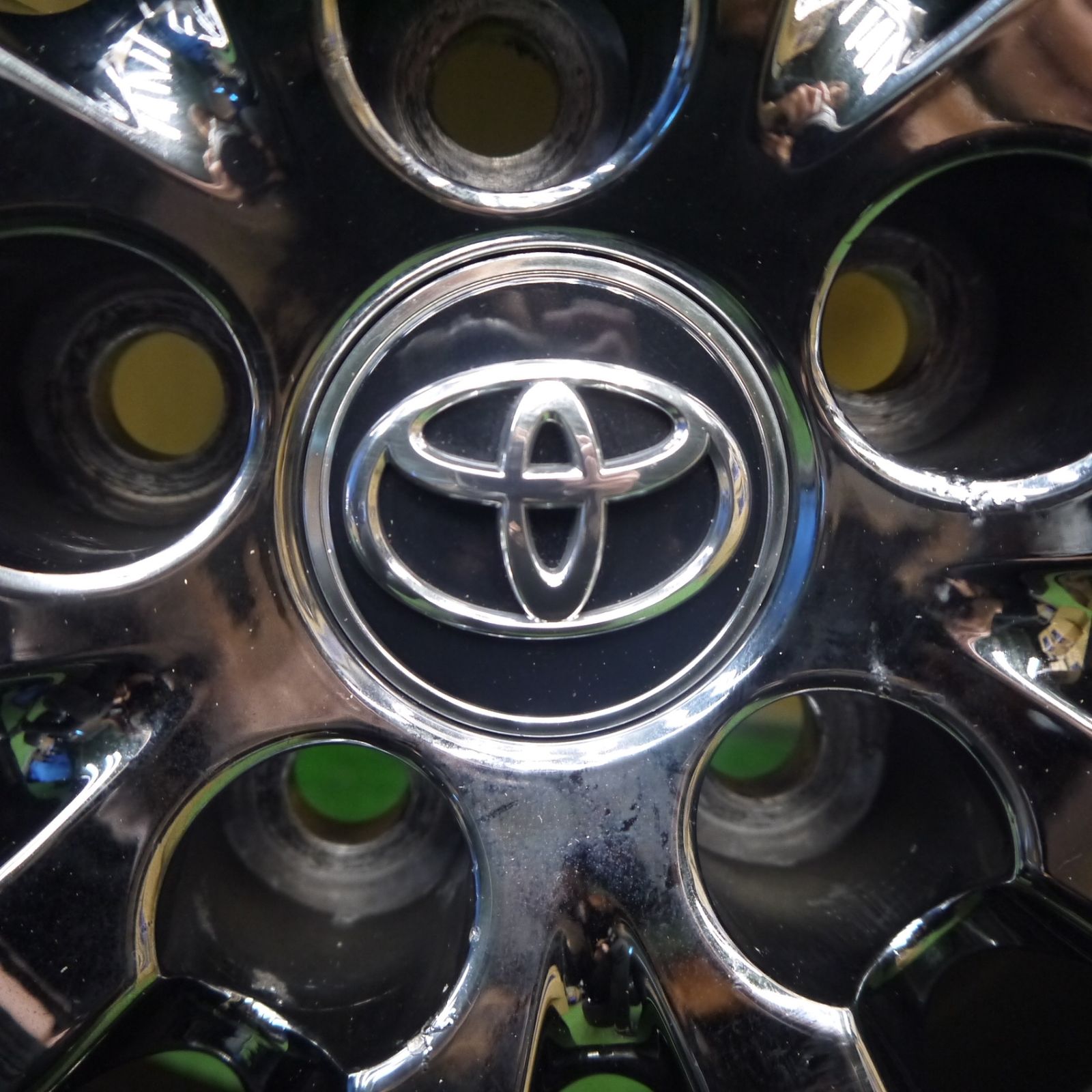 DUNLOP WINTER MAXX WM02 235/45R18 18インチ スタッドレス 4本 バリ溝