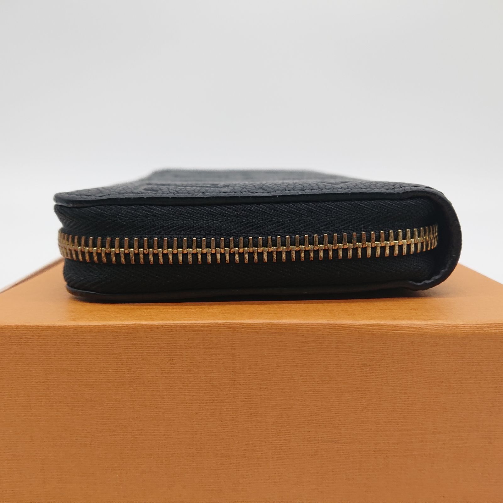 【極上美品】ルイヴィトン アンプラント クラフィティ ジッピーウォレットIC搭載 楽天市場】≪新品≫LOUISVUITTON ルイヴィトン 2020-21年AW 限定