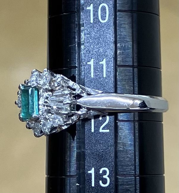 Pt900 プラチナ 石種不明 E0.17刻印 0.37刻印 4.3g 11.5号