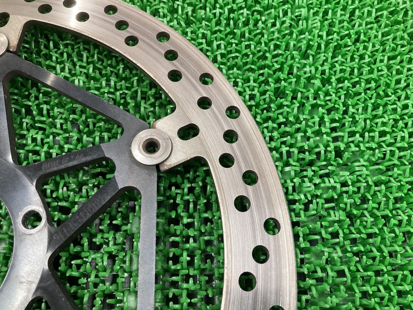 パニガーレV4 フロントブレーキディスク 右 ドゥカティ 純正 バイク 部品 ブレンボ ディスクローター 曲がりなし 車検 Genuine 24 USTAUSTRALIA_COM_AU