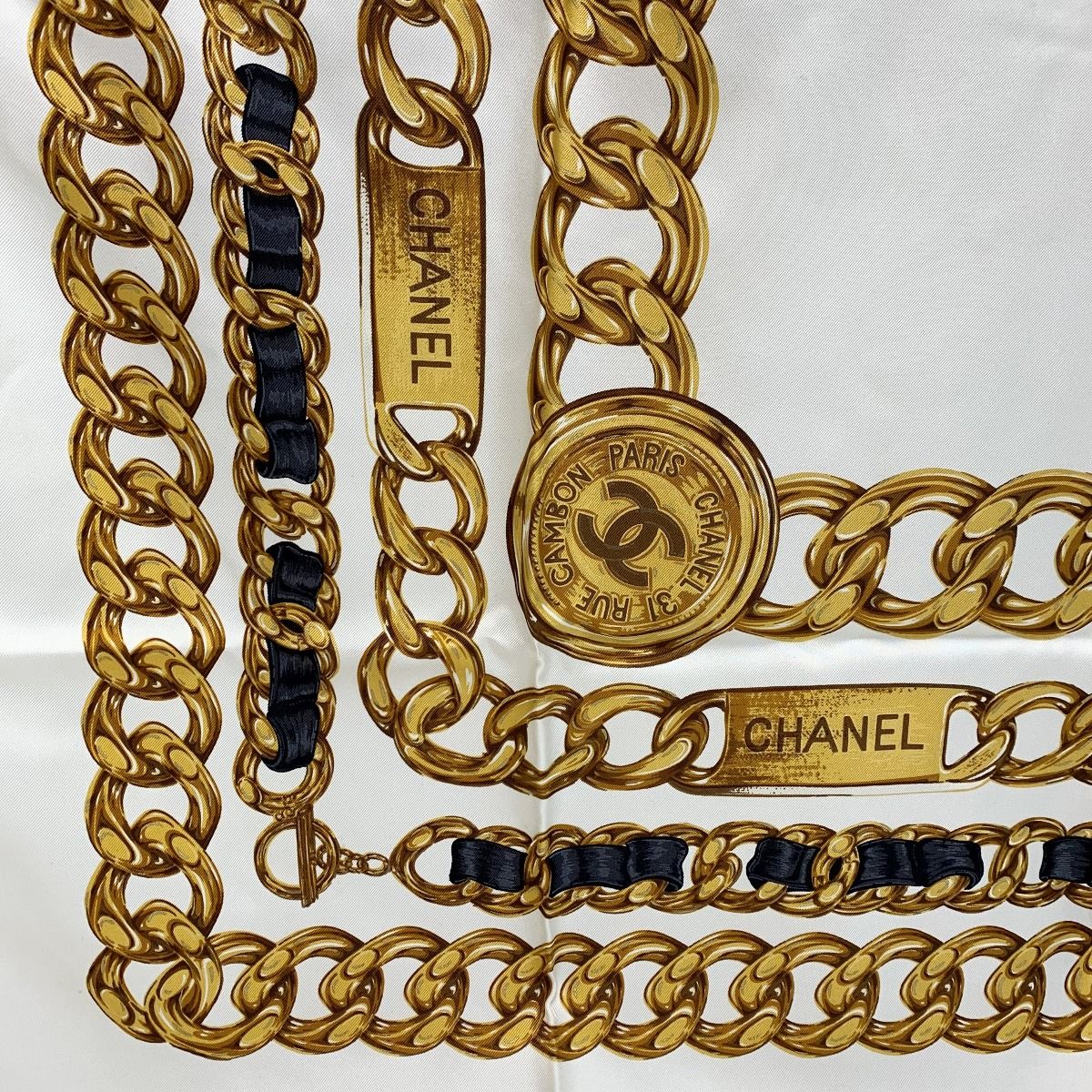 CHANEL シャネル ベージュ チェーン ベージュ シルクスカーフ