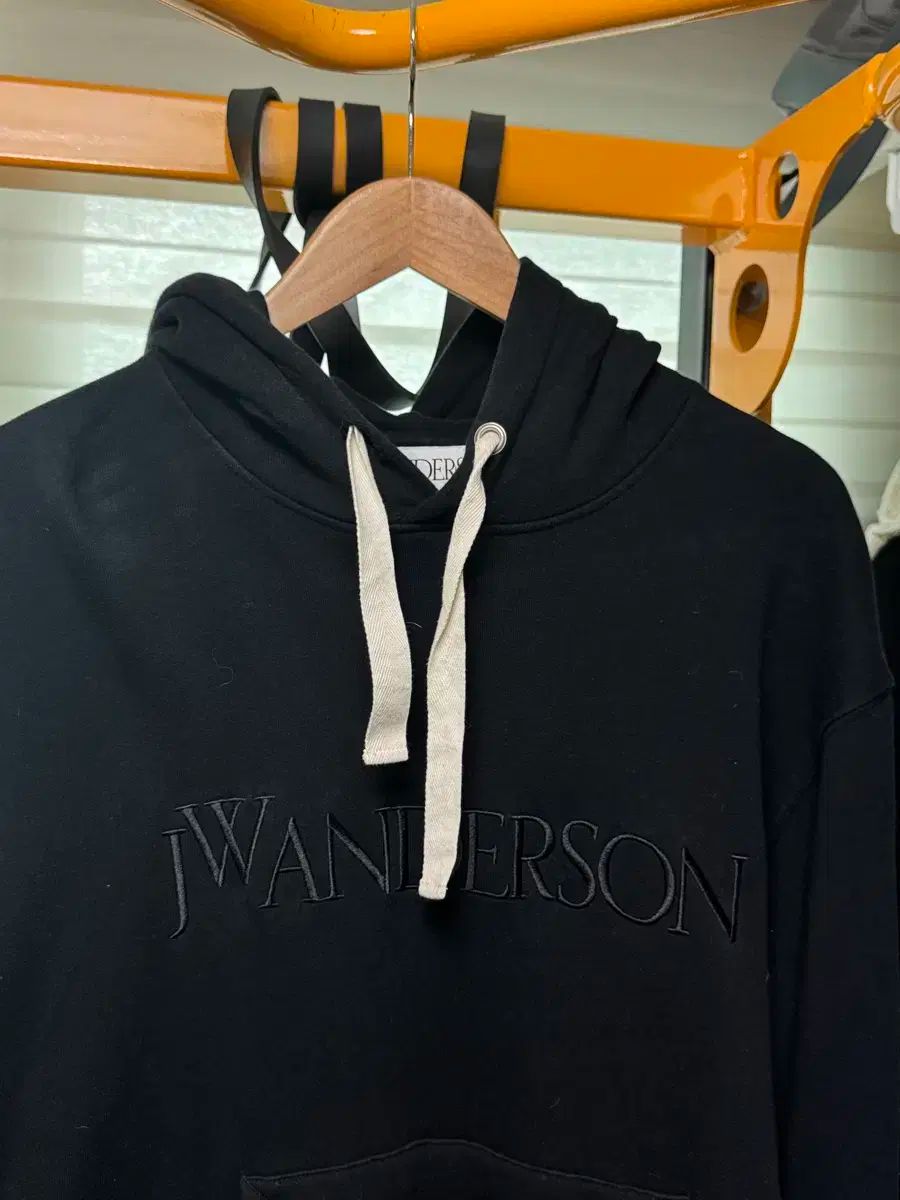 Jw Kinloch Anderson キンロックアンダーソン フード付きTシャツ 黒 ラージ