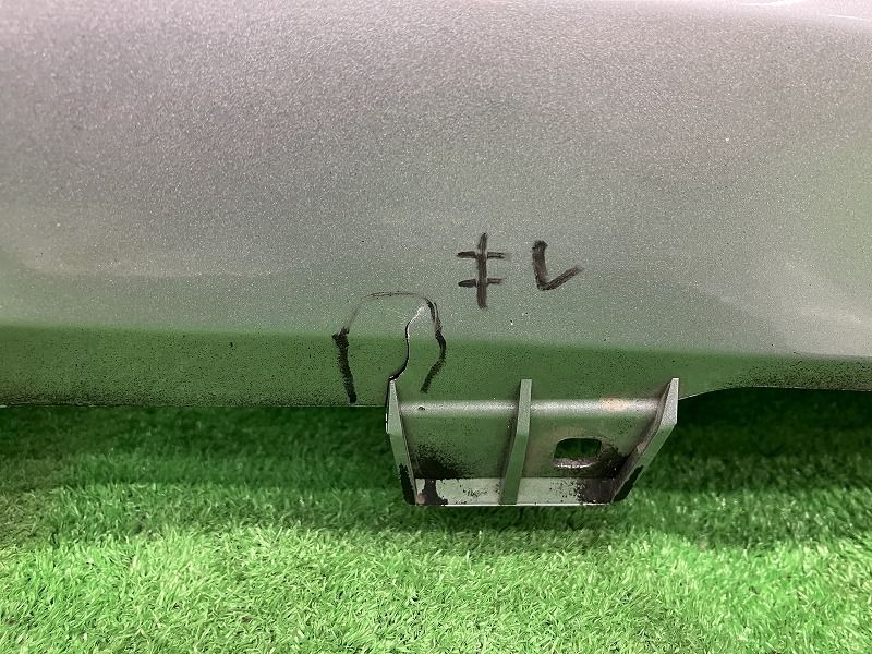 H82W フロントバンパー