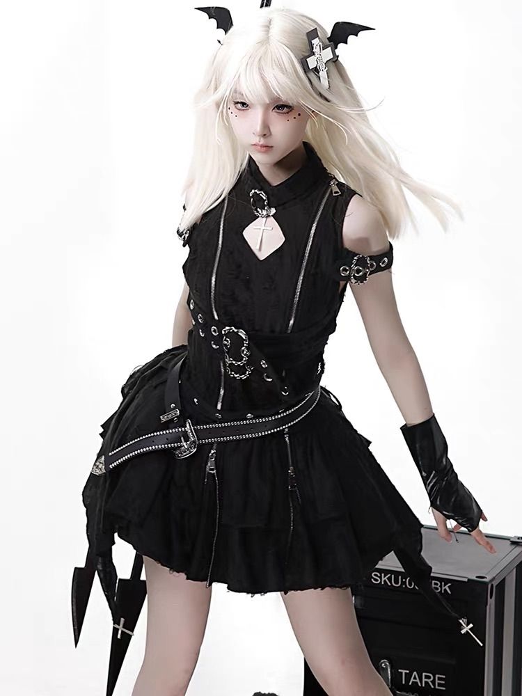 サブカル 地雷系 ワンピース ゴスロリ 原宿系 ファッション レディース ブラック 黒 量産型 闇かわいい パンク ロック チェーン ジッパー クロス 十字架 ノースリーブ ワンピ 地雷女子 個性派 病みかわ ゴシック コスプレ イベント 衣装 ハロウィン
