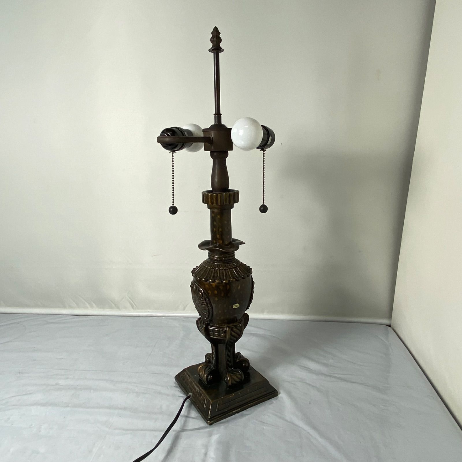 ステンドグラスランプ