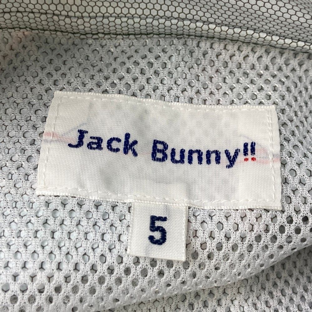 サイズ：5 JACK BUNNY ジャックバニー  フード付 ジップジャケット ジャングル柄 カーキ系 [240101446664] ゴルフウェア メンズ ストスト サイズ：5 JACK BUNNY ジャックバニー フード付 ジップ