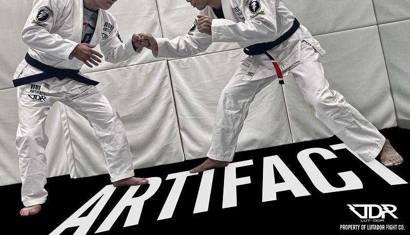 ARTIFACT GRIT 柔術着　ホワイト　国内海外柔術連盟2024ルール準拠 ARTIFACT GRIT 柔術着 ホワイト国内海外柔術連盟2024ルール準拠