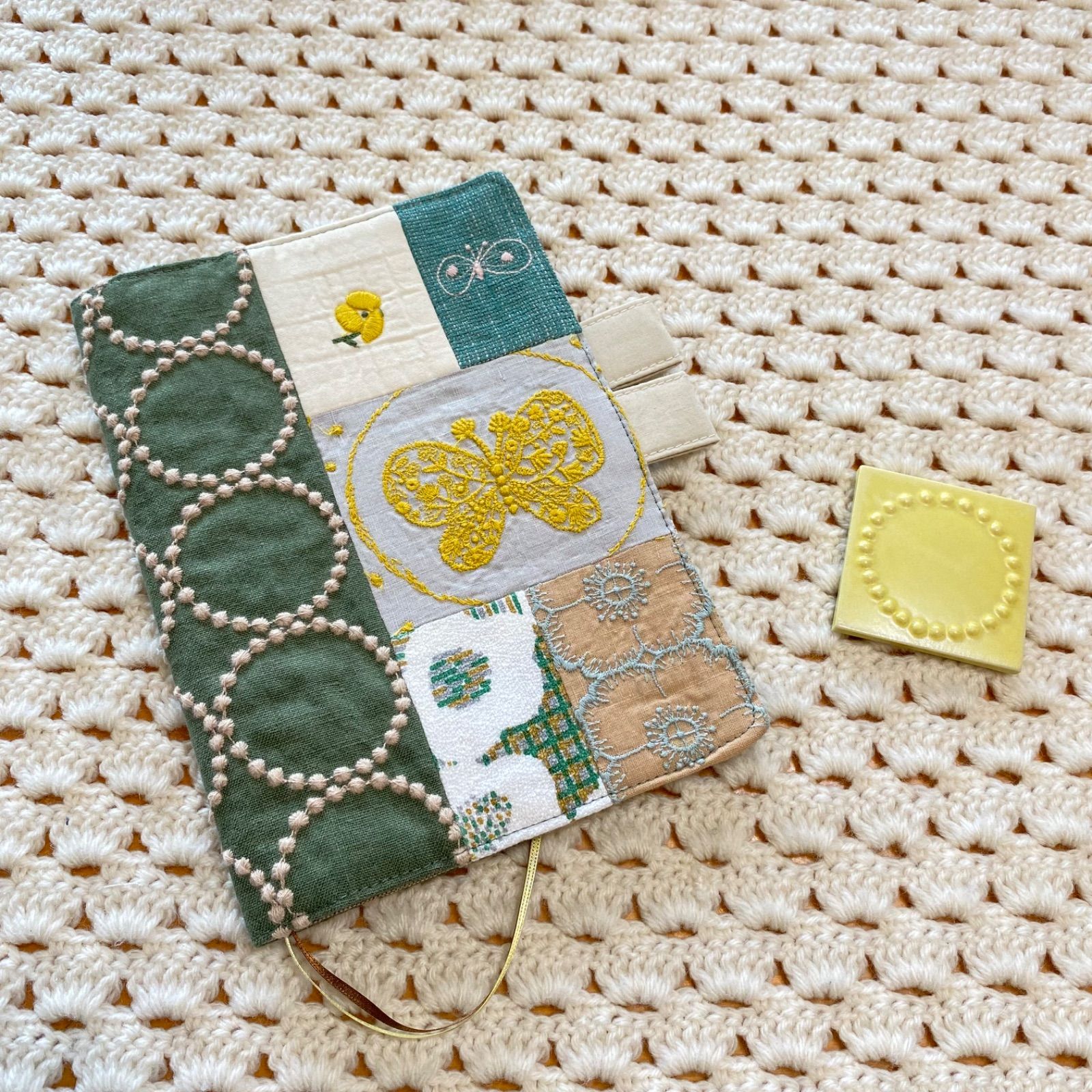 ほぼ日手帳カバー カズンサイズ ミナペルホネンtambourine green