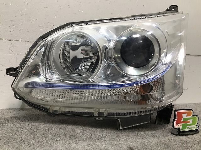 非常に良い】プリウスPHV(ZVW52)メンテナンスオールインワンDVD 内装