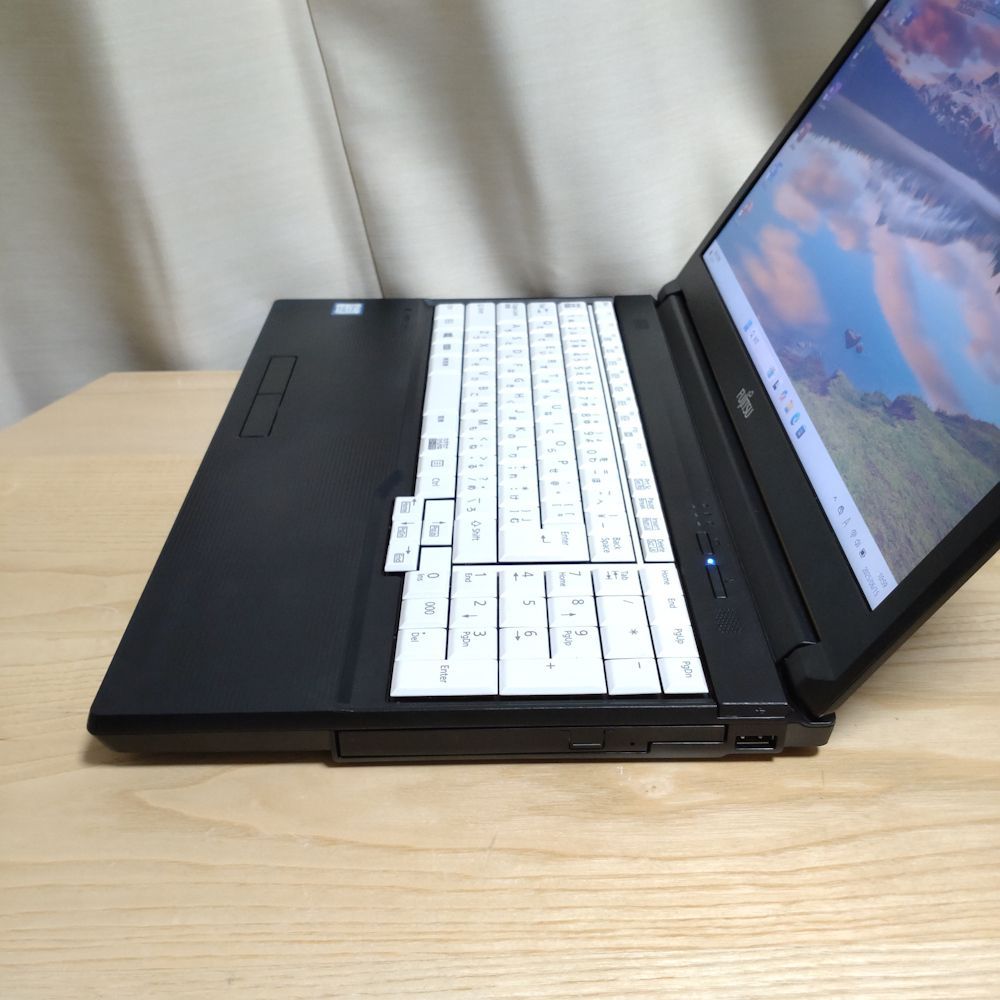 富士通 LIFEBOOK A579/BX I5-8265U SSD256GB Win11 Office2021 - メルカリ
