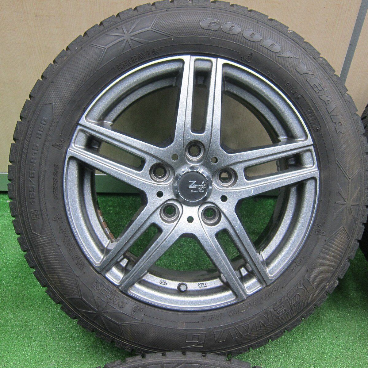 4本価格☆スタッドレス 185/65R15 グッドイヤー アイスナビ6 Zmeist VS 
