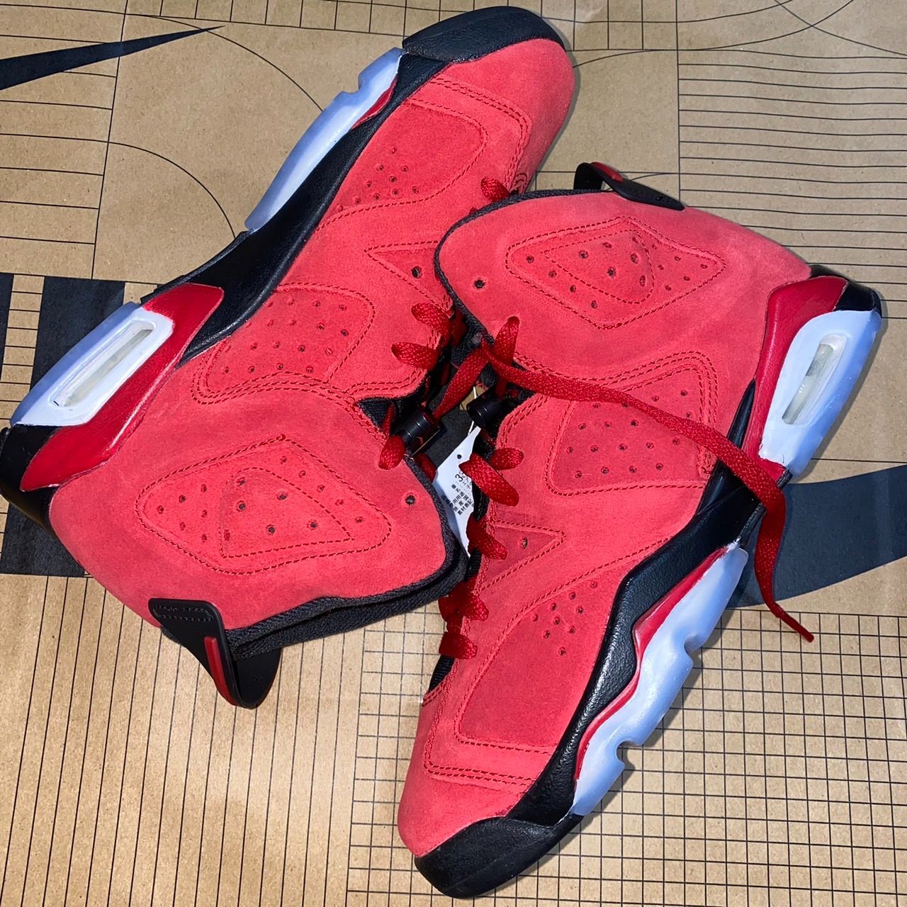 新品未使用！NIKE AIR JORDAN 6 RETRO キッズサイズ23.5 NIKE J AIR JORDAN 6 RETRO GS ナイキ エアジョーダン6 レトロ