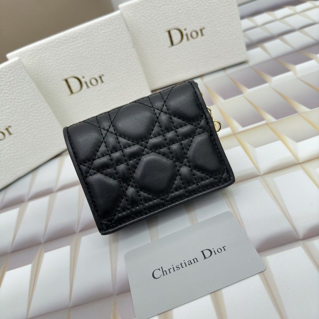 Dior レディディオール 折財布 ブラックご安心ください⑅◡̈ - 小物