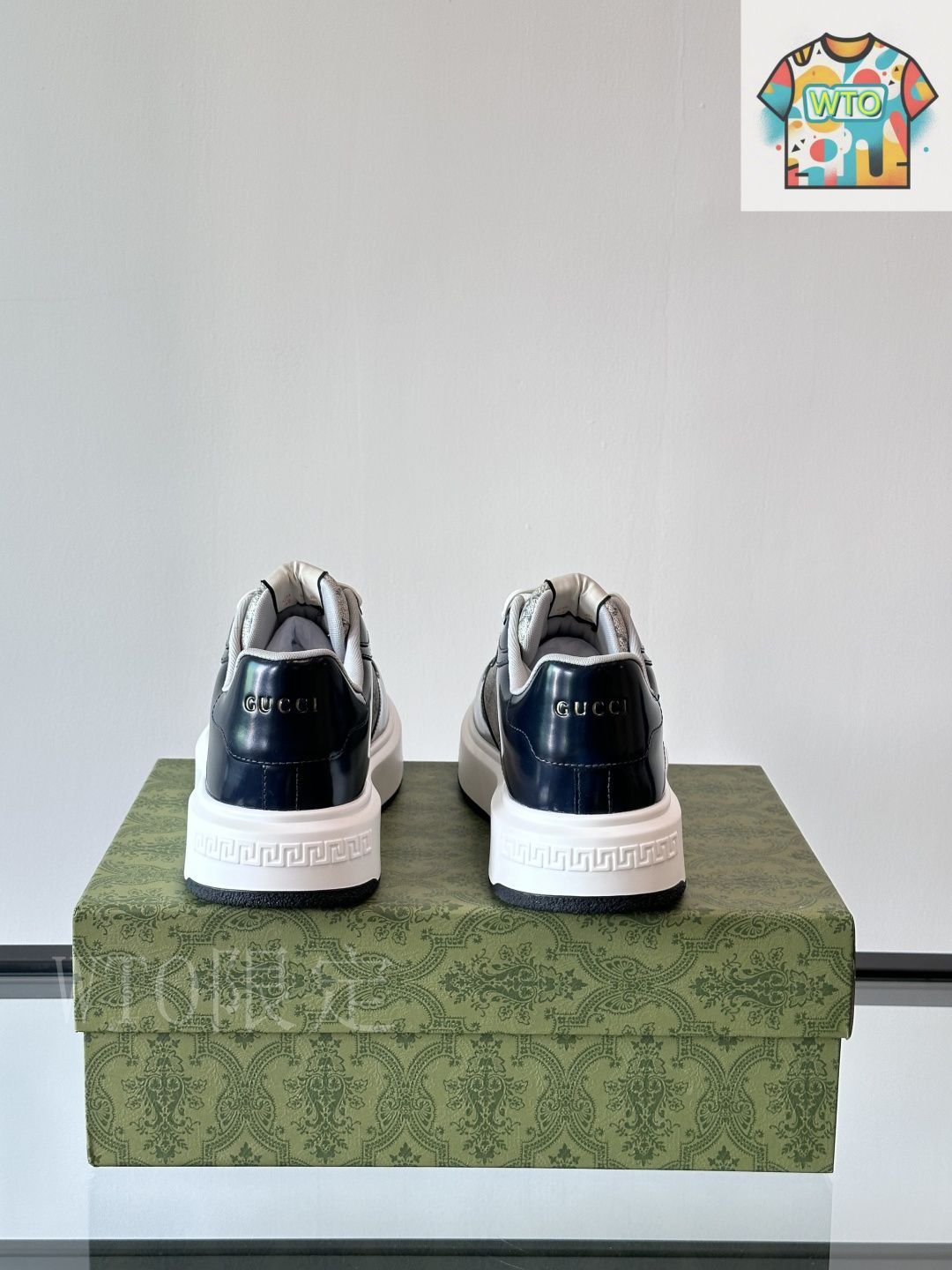 lcuuuu様•*¨*•.¸♬︎専用ページ✨ ナイキ（NIKE）（キッズ）ジュニア SOLARIZED プルオーバー
