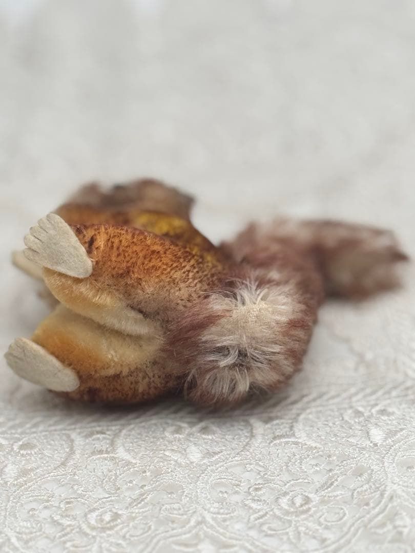 シュタイフ★Perri Squirrel★Disney Edi.リスのペリ/栗鼠 送料無料☆シュタイフ☆Perri Squirrel☆Disney Edi.リスのペリ/栗鼠