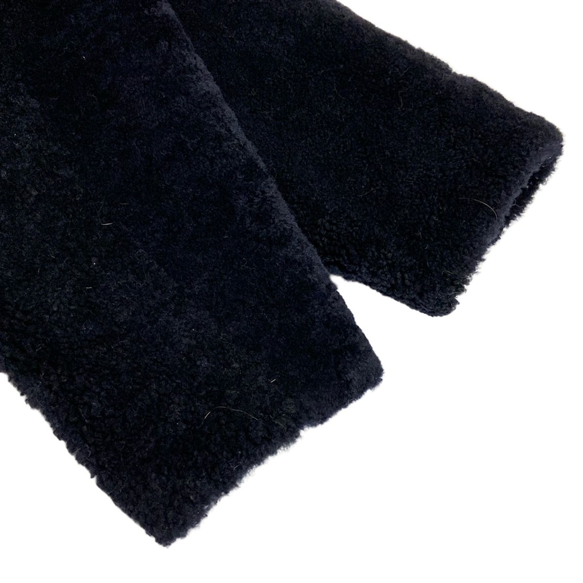 ムートン ラビット