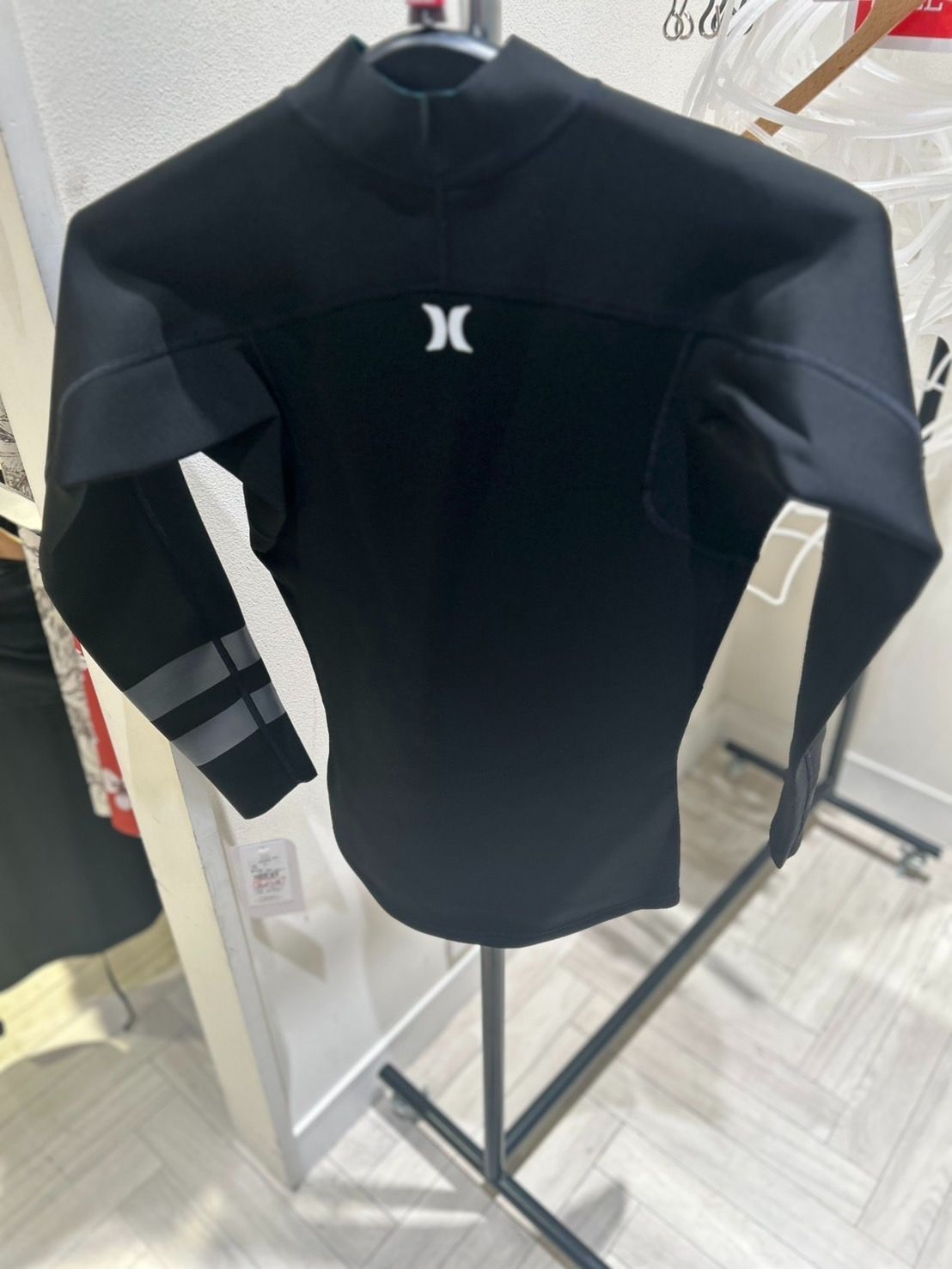 Hurley/タッパー 1ミリ/ジップジャケット★МＬサイズ新品未使用 新品未使用 HURLEY【タッパー】(水温目安： 22～25℃) MENS