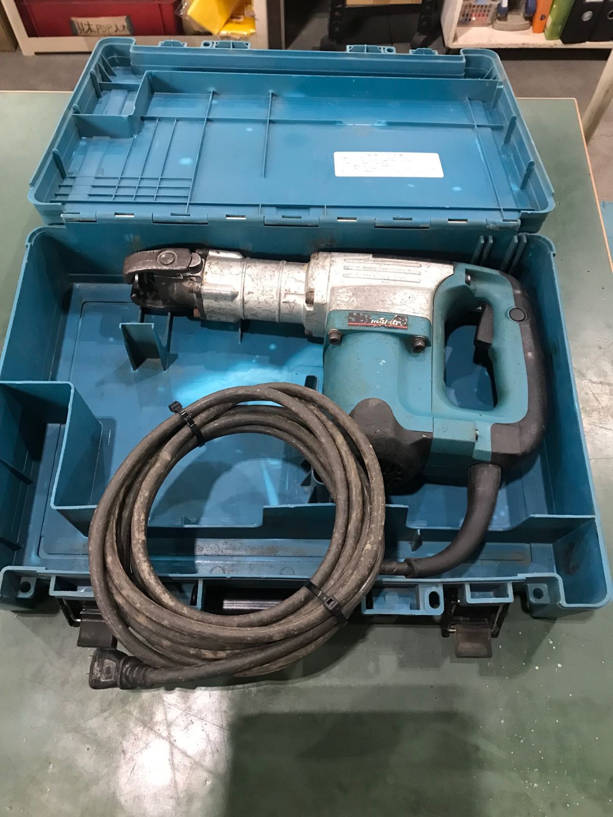 makita HM0830電動ハンマー 削り 転圧作業に！