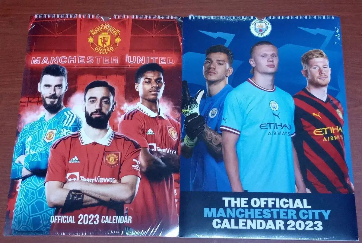 2025 マンＵ マンチェスターシティ 公式 カレンダー パニーニトップス paninitopps エピエル epl