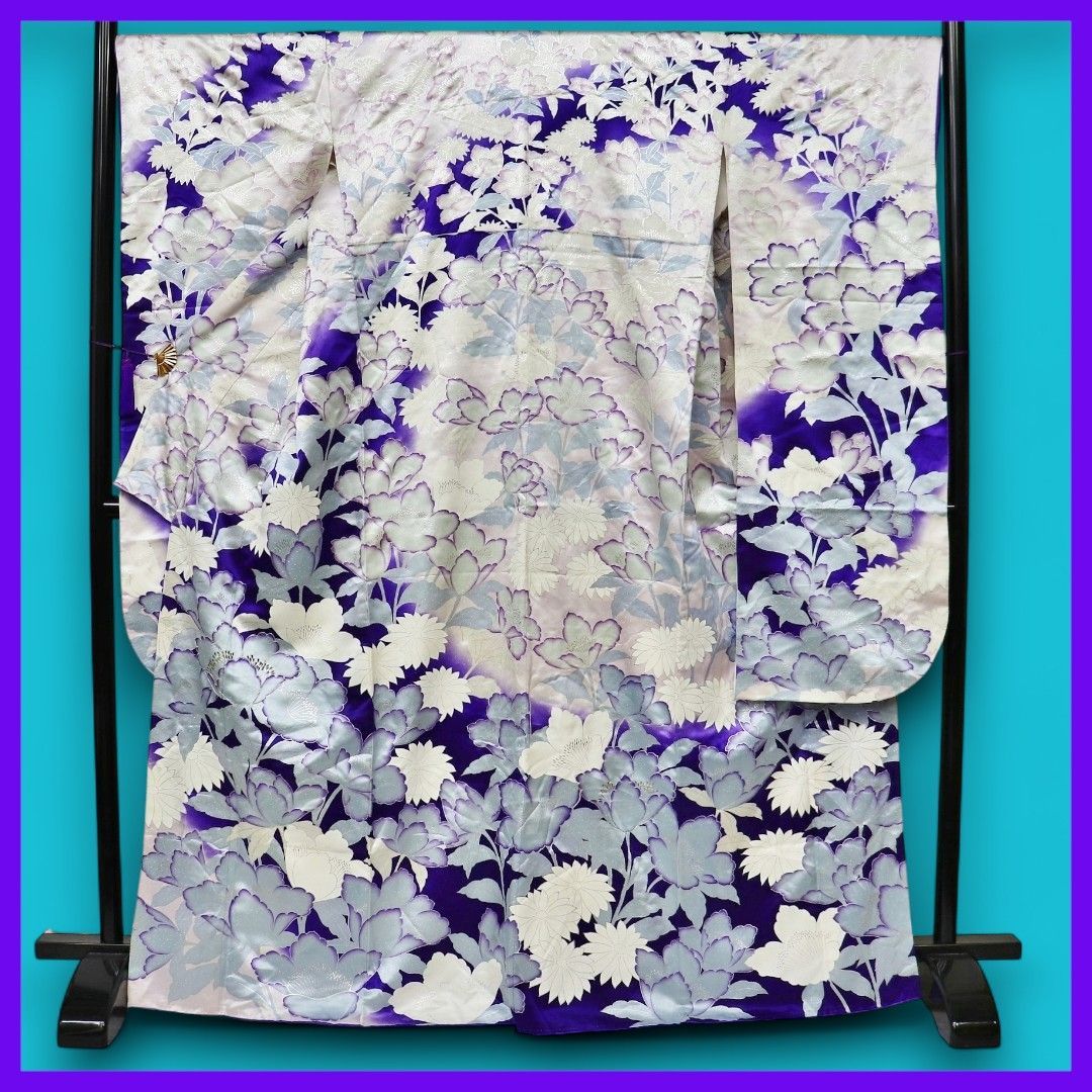 三日月とうさぎ a0707 振袖 正絹 艶やかな花尽くし模様 銀駒刺繍