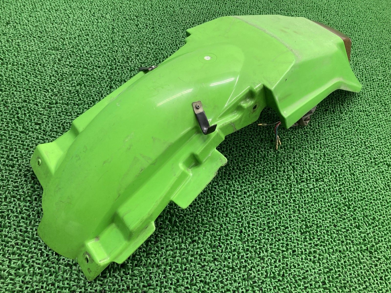パーツ KDX220SR リアフェンダー 緑 35022-1293 カワサキ 純正 バイク
