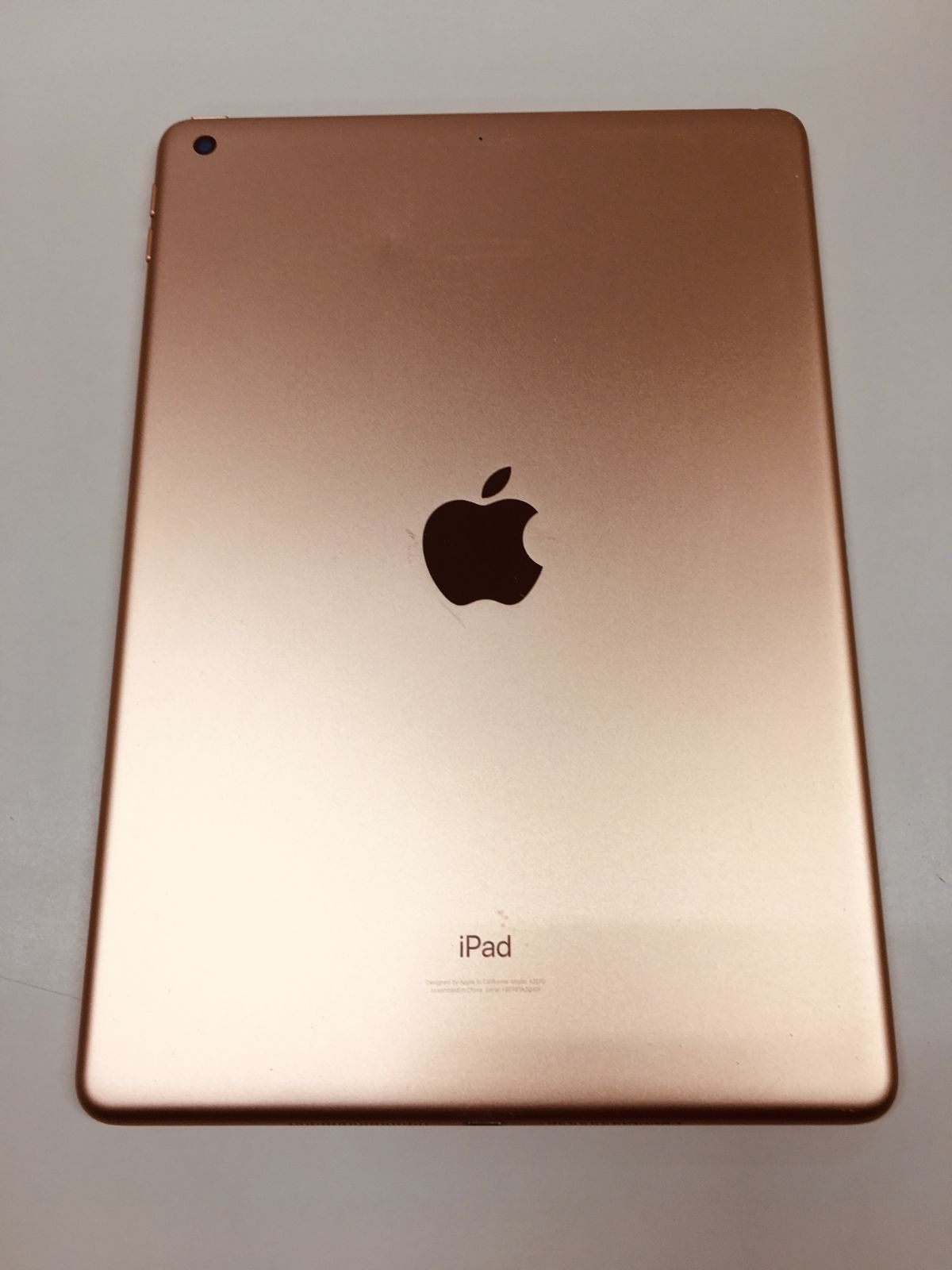 iPad 第8世代 A2270 Wi-Fi ゴールド 128GB 超美品 #3 美品 iPad