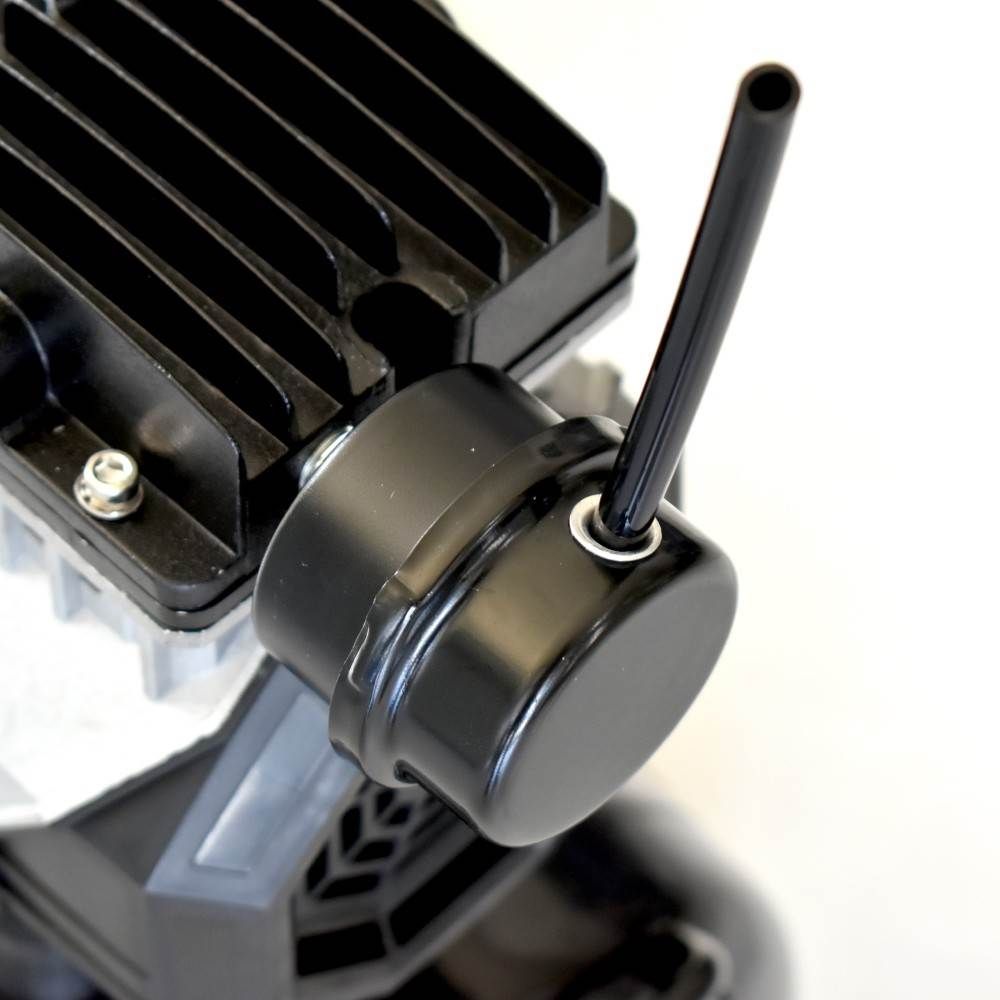 サイレントエアコンプレッサー 24L