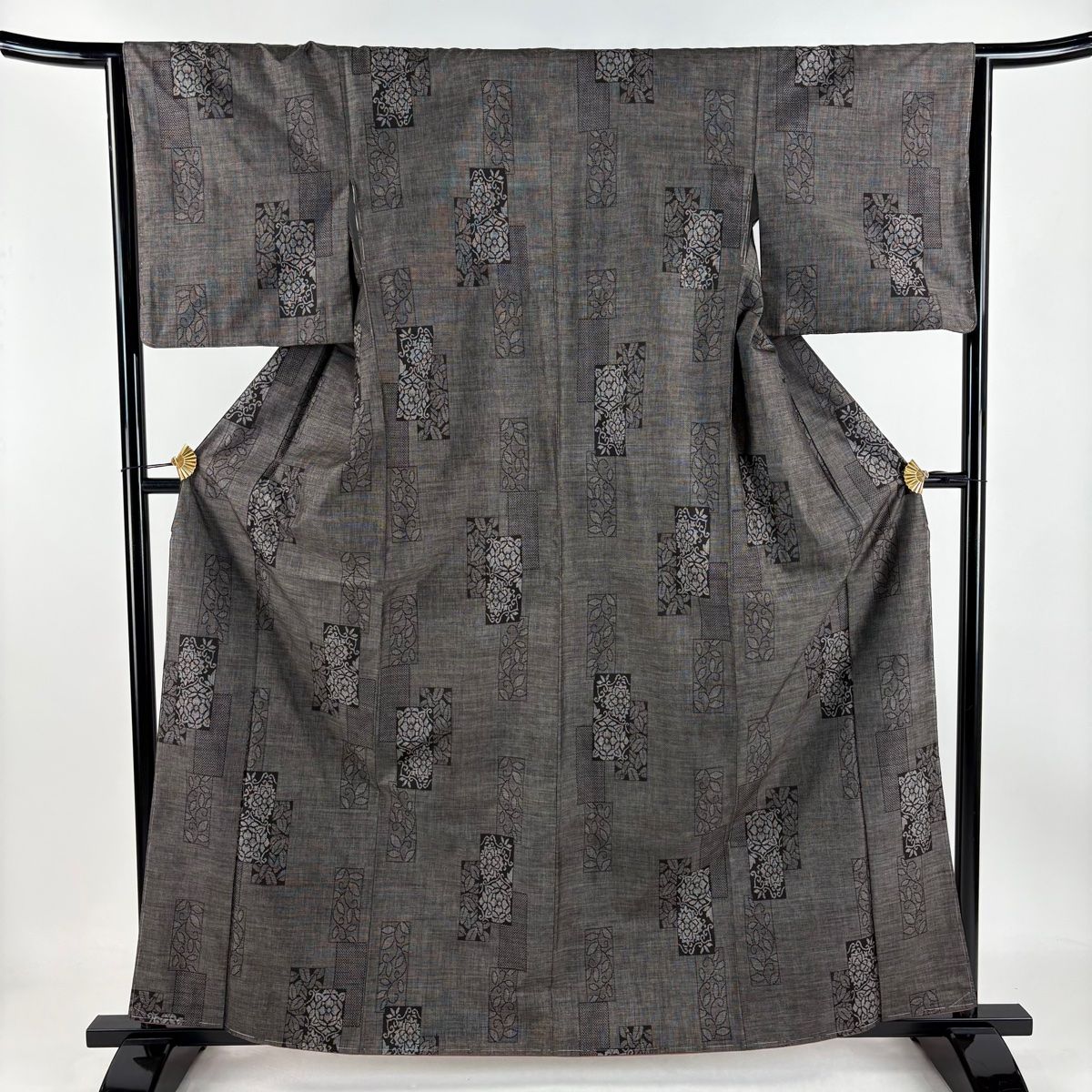 大島紬 身丈151.5cm 裄丈64cm M 袷 証紙 華文 唐草 灰茶 正絹 名品