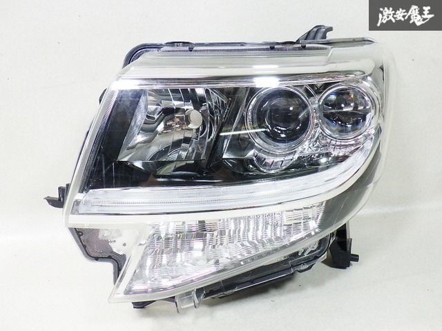 タントカスタム　la650s　左ヘッドライト　koito100-69075 LA650S タント 純正 右ヘッドライト KOITO 100-69075 ジャンク品