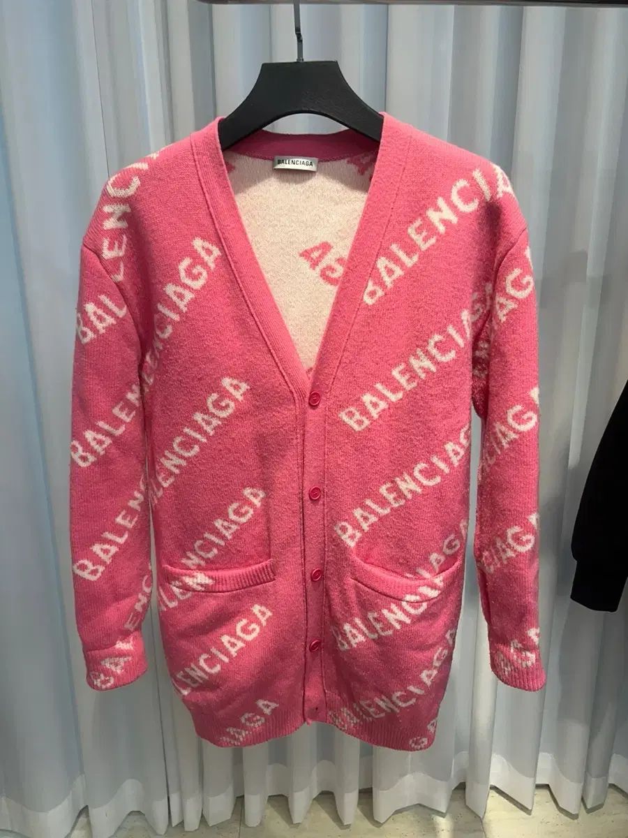（ S ） BALENCIAGA(バレンシアガ) マルチロゴ カーディガン ピンク ほぼ新品