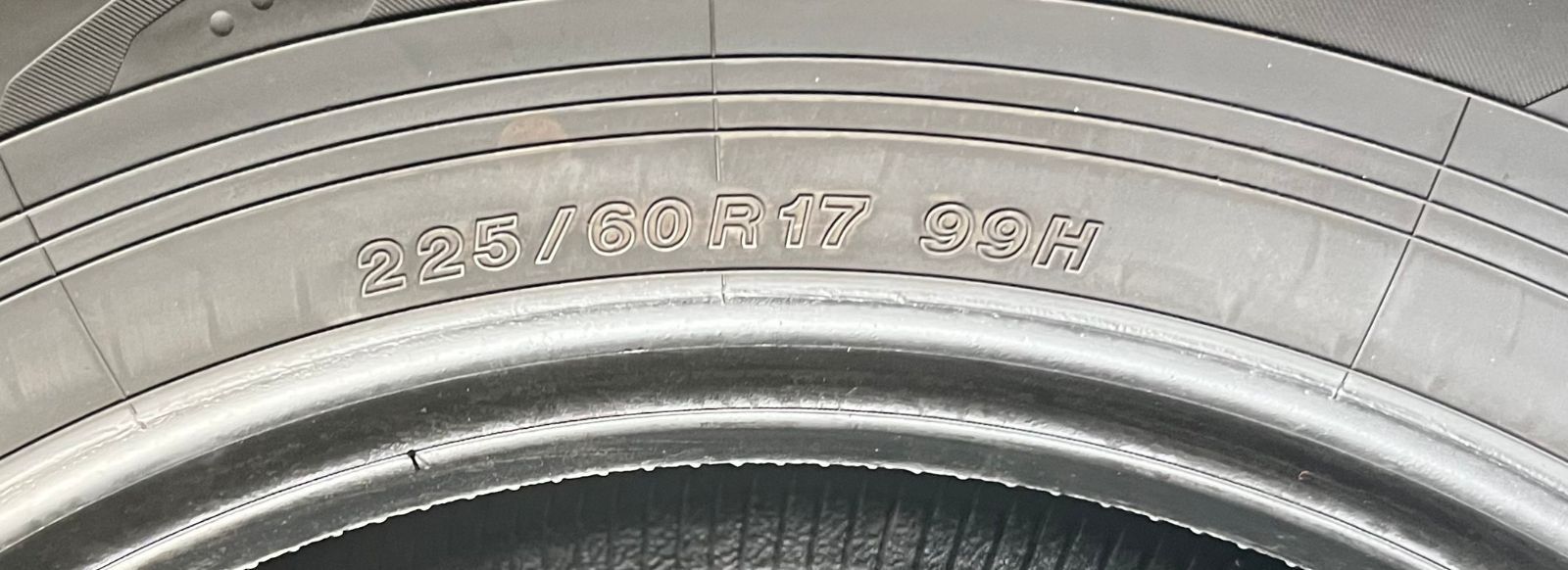 225|60R17