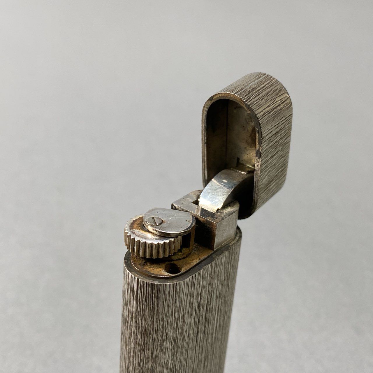 CARTIER カルティエ ガスライター フリント式 漆 レッド　 Cartier ライター カルティエ ガスライター ゴールド 8714 K18YG&frasl;PG&frasl;WG