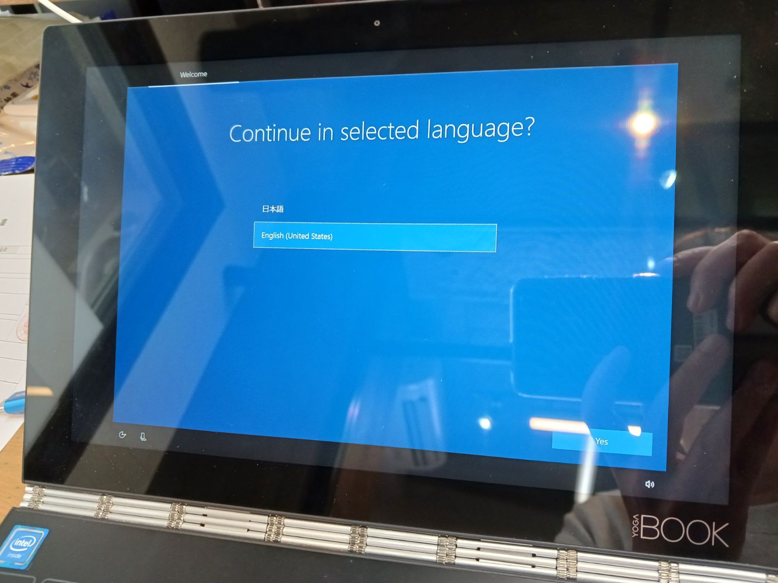 Lenovo Yogabook YG1-X91L レノボ ヨガブック 美品 Yoga Book with Windows | 快適にクリエーションできる2 in 1