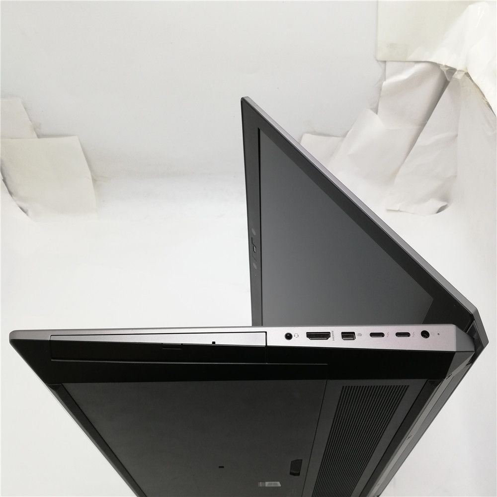 【HP】第8世代i7 SSD512GB+HDD1TB ブラックノートPC 中古美品 Wi-Fi有 HP 高性能 ノートパソコン Zbook 17 G5 第8