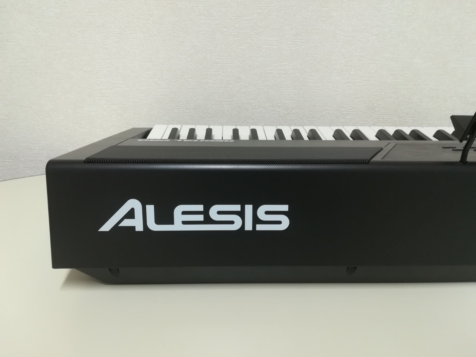 家財便発送・送料別】Alesis (アレシス) 88鍵盤電子ピアノ Recital Pro