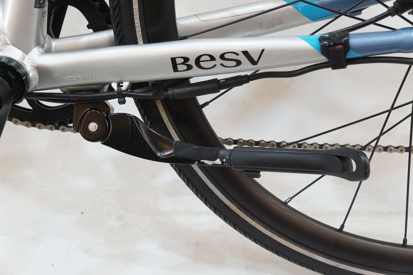 モデル 電動アシスト自転車