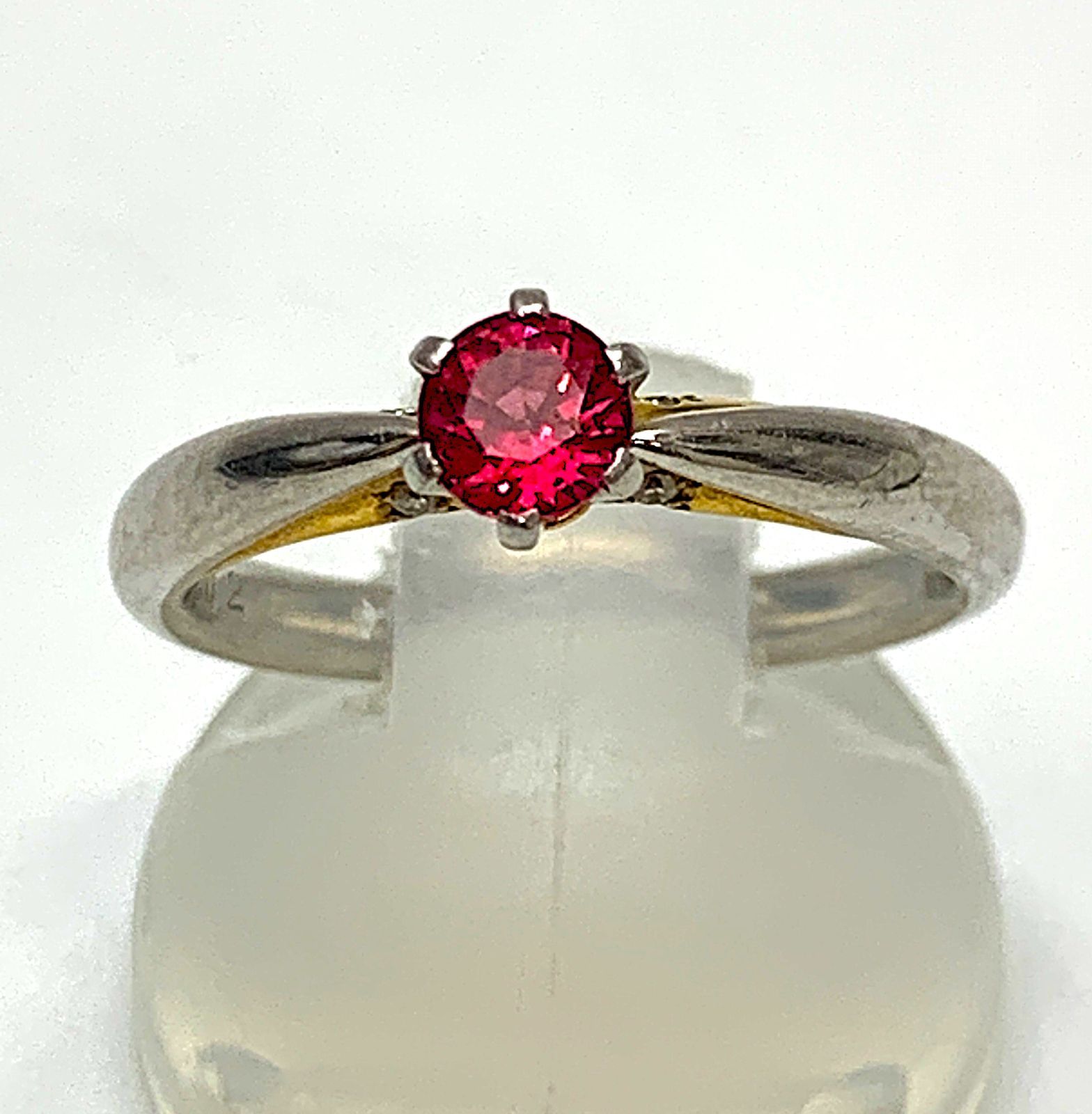 K18 ・ PT900 コンビ ダイヤモンド 総計 0.02ct 赤石 0.37ct