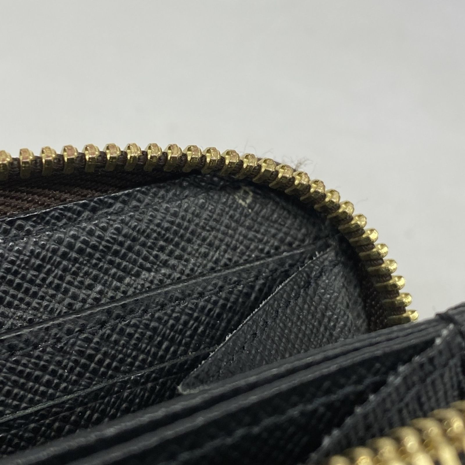 Vuitton