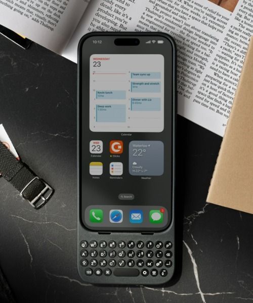 スマホケース Clicks クリックス キーボード付き iPhone16 Pro ケース 打ちやすさとデザインを両立