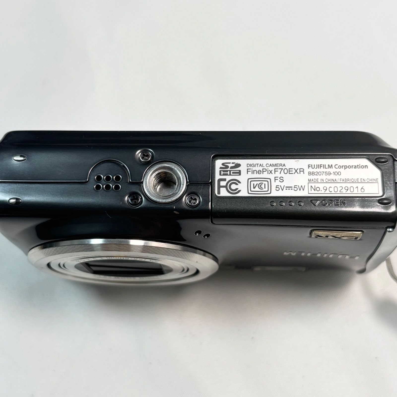 【完動美品】富士フイルム F70EXR コンパクトデジカメ シルバー Amazon.com : Fujifilm Finepix F70EXR 10MP Super CCD Digital