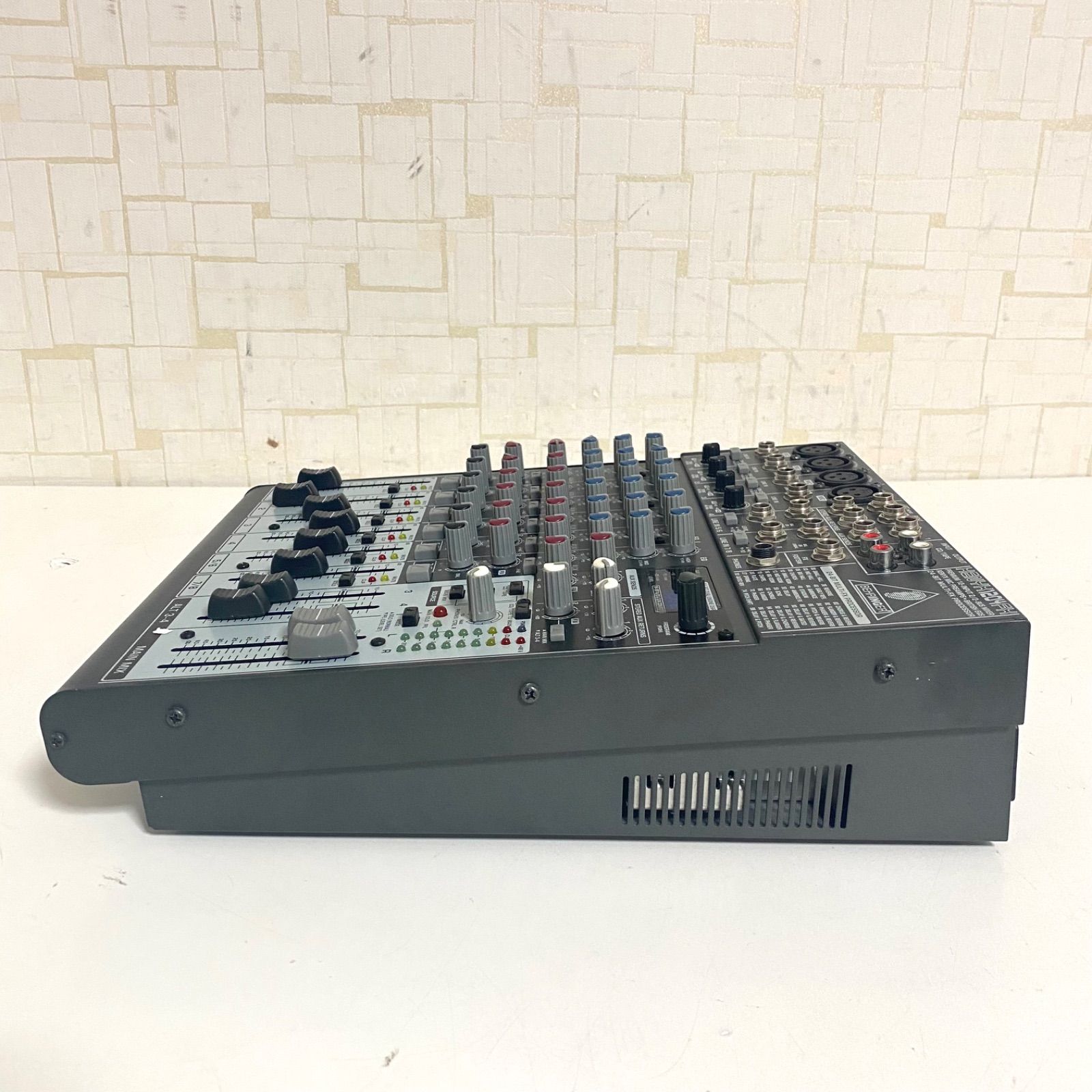 ベリンガー XENYX