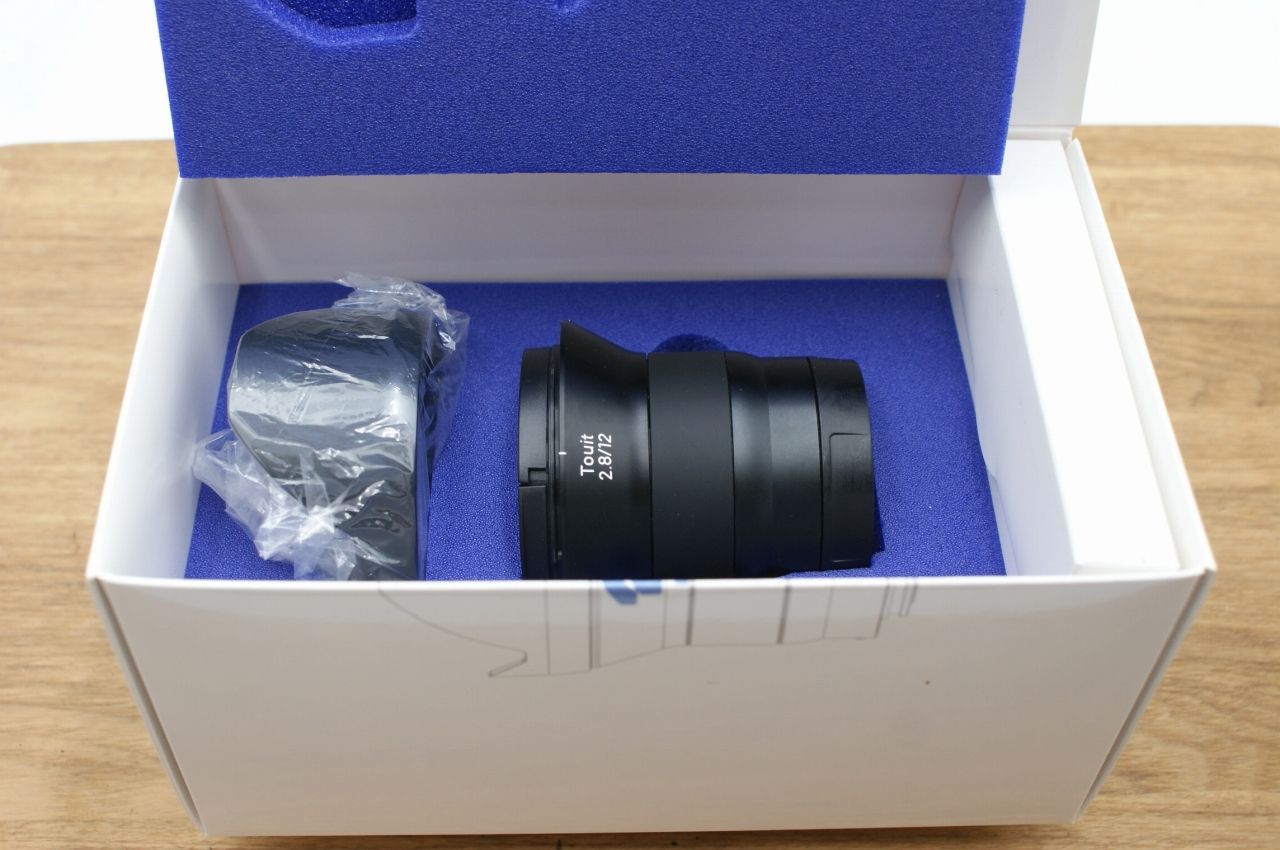 Carl Zeiss Touit 12mm F2.8 Eマウント ツァイス-