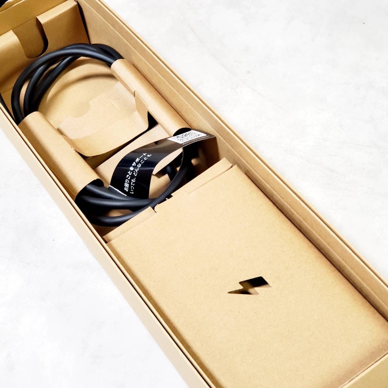  ダイソン dyson Airstrait ストレイトナー HT 01 ストレートアイロン ストレートヘアアイロン ヘアアイロン